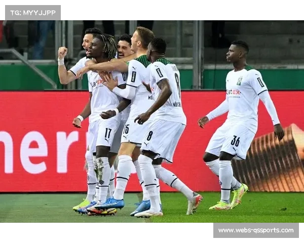 门兴球员赛后相拥庆祝，保级压力暂获释放